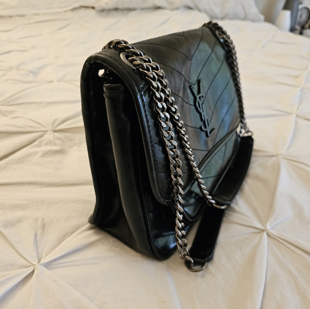 Black purse